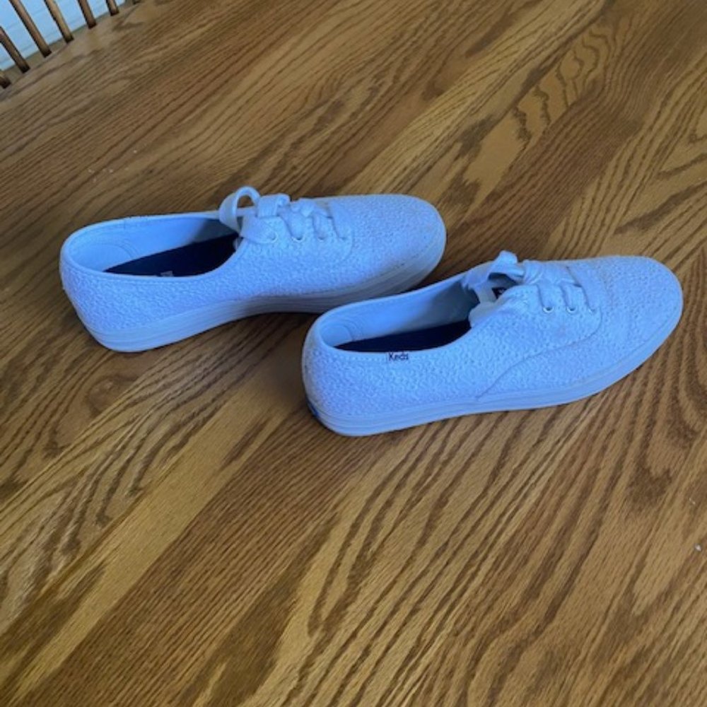 Keds women's eyelet triple sole shoes - Picture 4 of 16